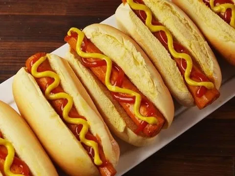You are currently viewing Carrot Hot Dogs