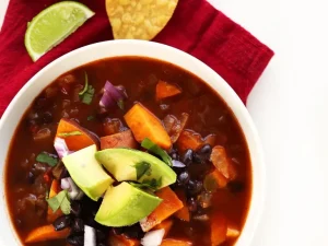 Read more about the article Sweet Black Bean Chili